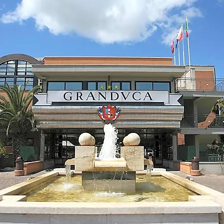 Granduca & Parking