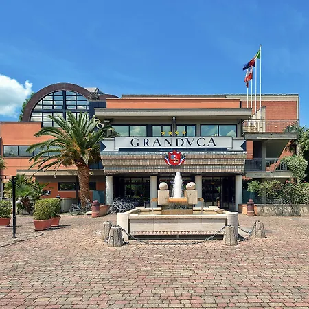 Granduca & Parking Szálloda 4*